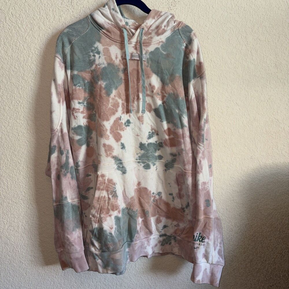 Nike Sportswear Hoodie Sweater Tie Dye French Terry Embroidered Mens XL Athletic